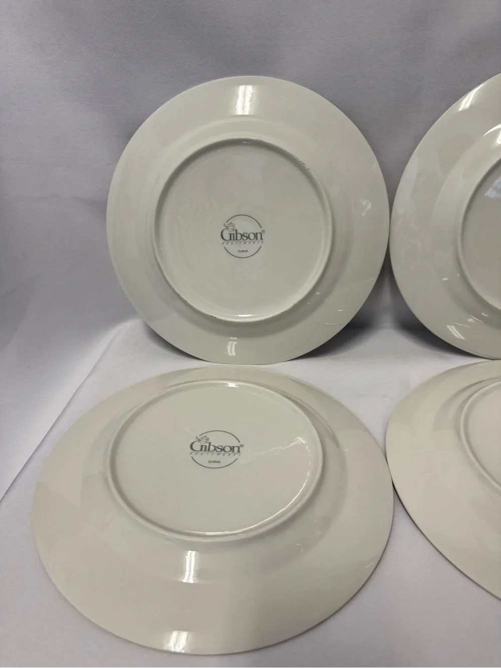 4 Gibson Christmas Charm Holly Berries Dinner plates
